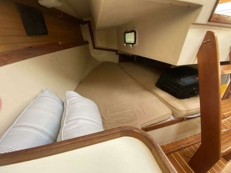 Ruby 30ft Catalina Yacht For Sale