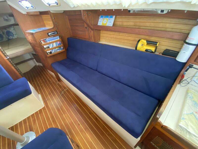 Ruby 30ft Catalina Yacht For Sale