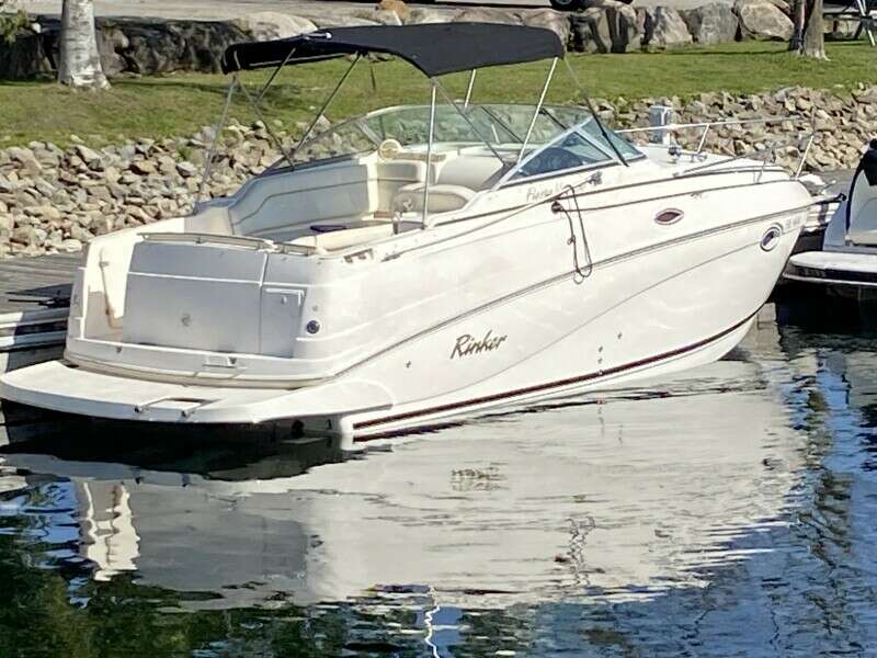 25ft Rinker Yacht For Sale