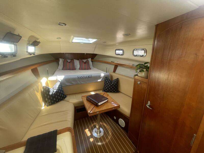 Summer Wine 30ft Mainship Yacht For Sale