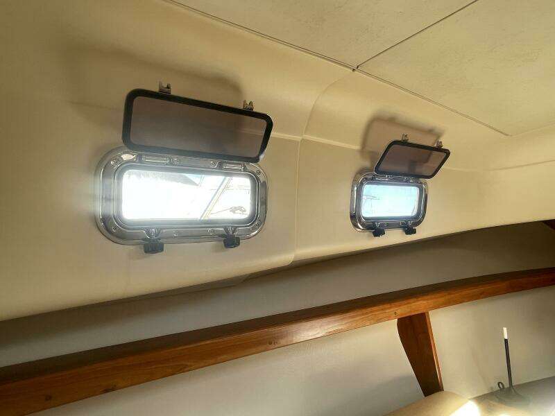 Summer Wine 30ft Mainship Yacht For Sale