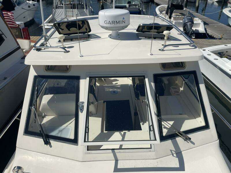 Summer Wine 30ft Mainship Yacht For Sale