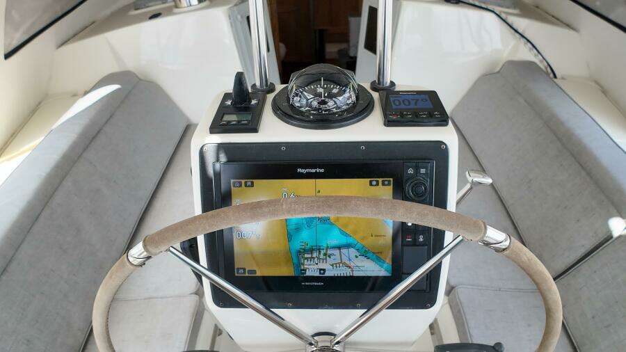 Hawkeye 43ft Island Packet Yacht For Sale