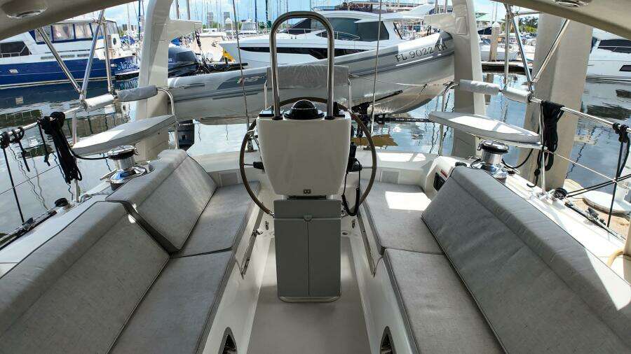 Hawkeye 43ft Island Packet Yacht For Sale