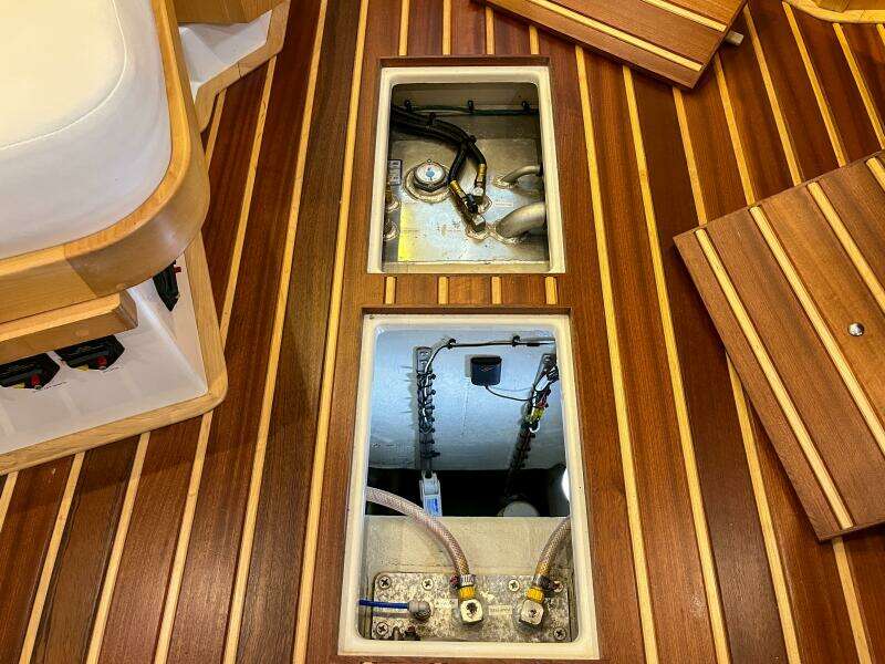 Hawkeye 43ft Island Packet Yacht For Sale