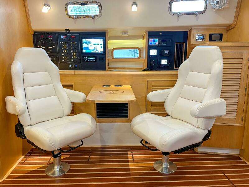 Hawkeye 43ft Island Packet Yacht For Sale