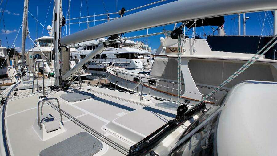 Hawkeye 43ft Island Packet Yacht For Sale