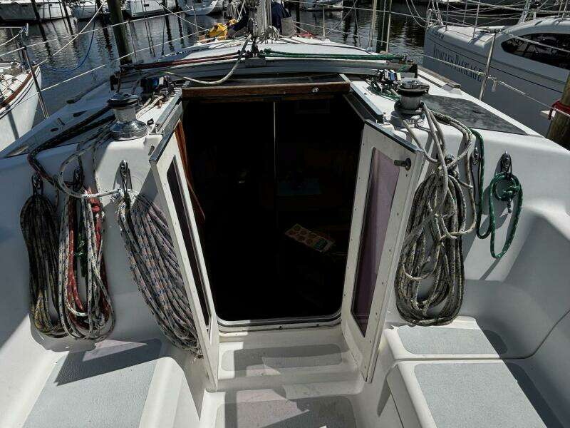 Sky Catcher 34ft Hunter Yacht For Sale