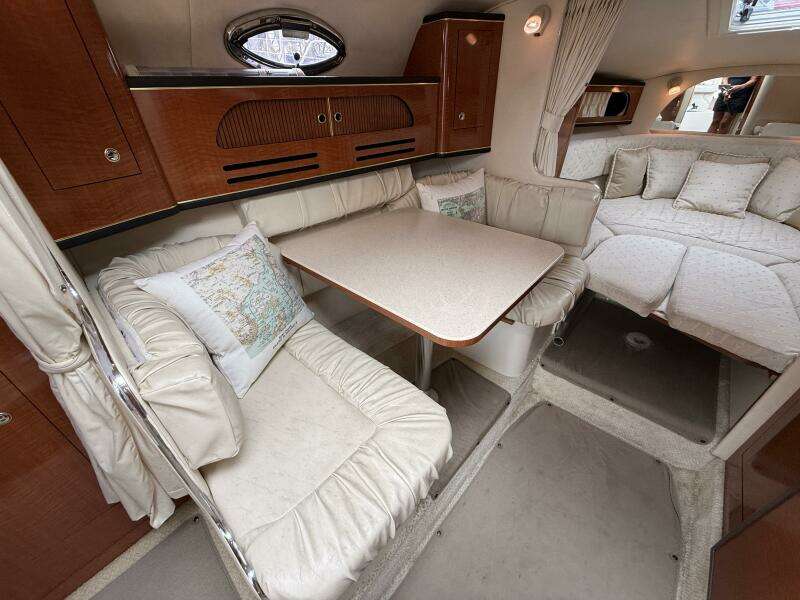 28ft Sea Ray Yacht For Sale