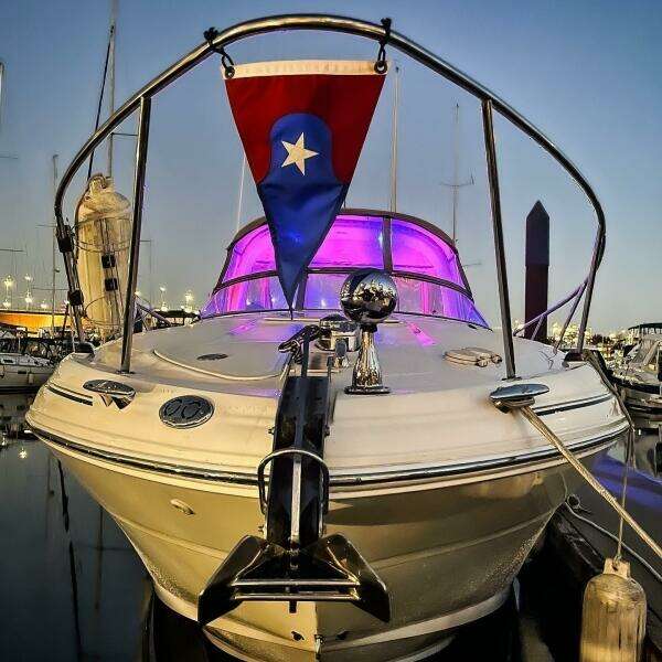 28ft Sea Ray Yacht For Sale