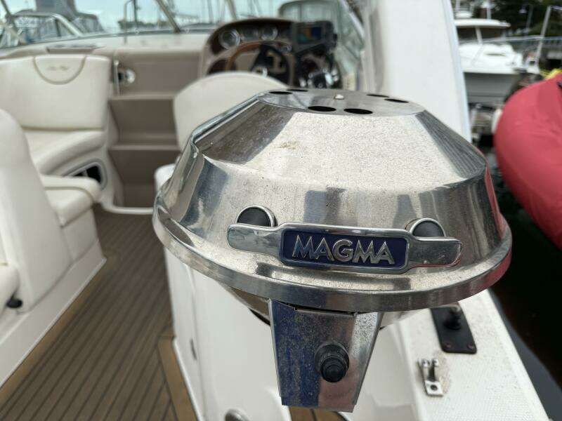 28ft Sea Ray Yacht For Sale