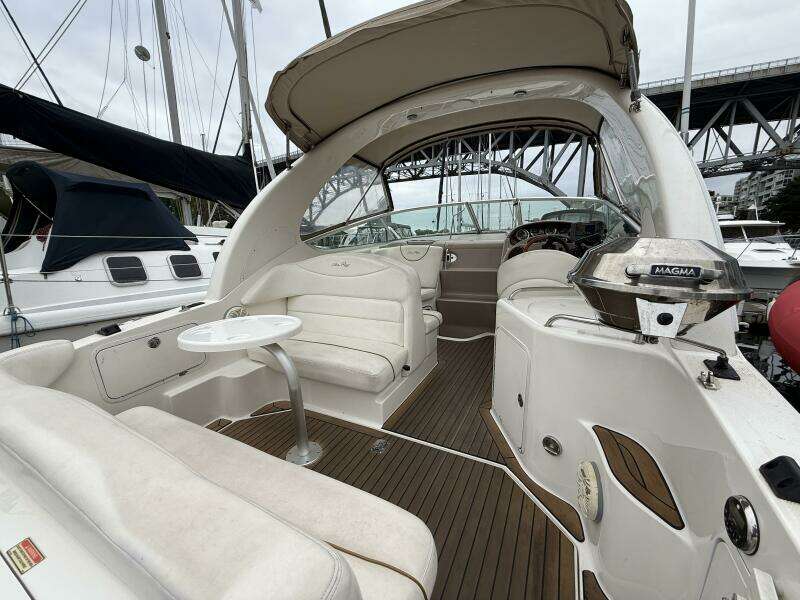 28ft Sea Ray Yacht For Sale
