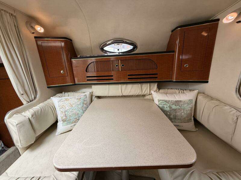 28ft Sea Ray Yacht For Sale