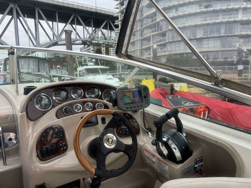 28ft Sea Ray Yacht For Sale