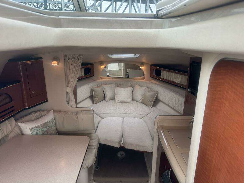 28ft Sea Ray Yacht For Sale