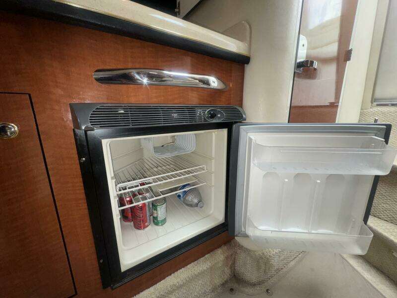 28ft Sea Ray Yacht For Sale