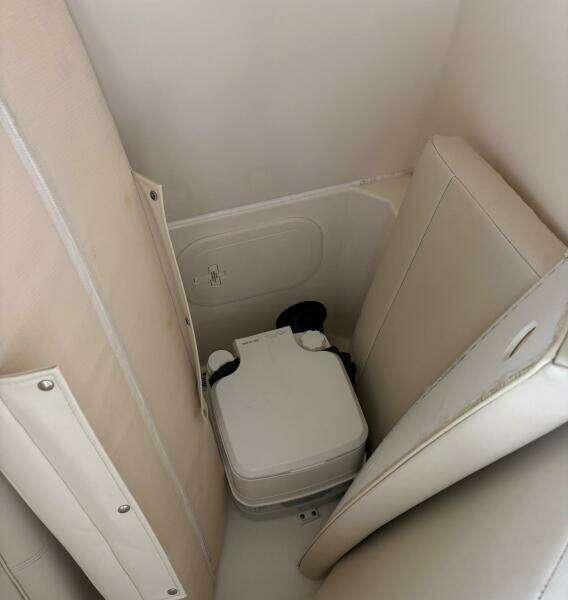 24ft Cobia Yacht For Sale
