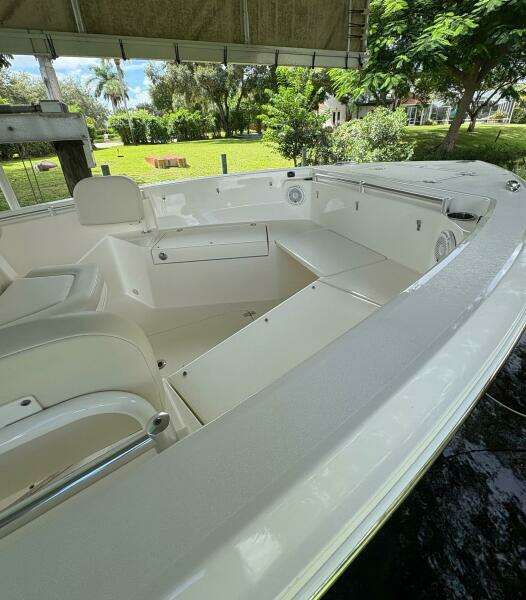 24ft Cobia Yacht For Sale