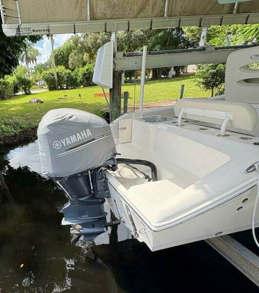 24ft Cobia Yacht For Sale