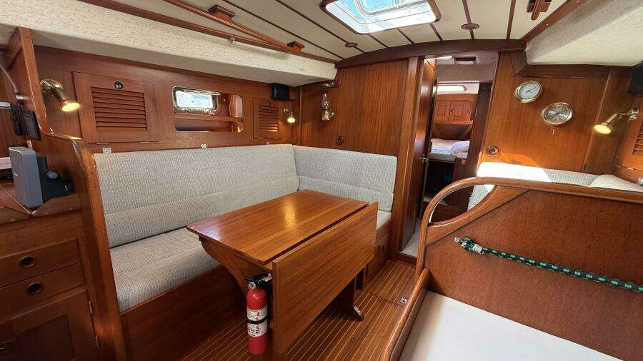 Dovka 34ft Hallberg Rassy Yacht For Sale