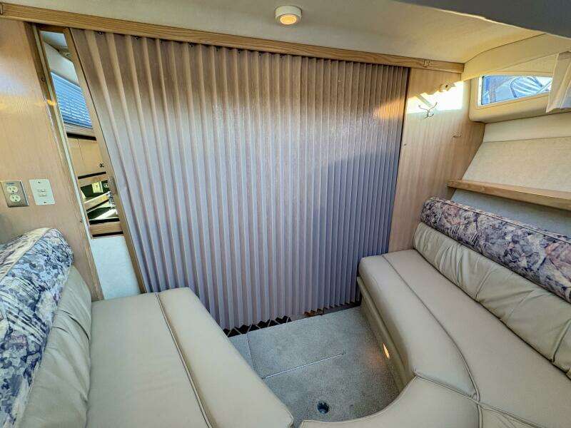 Next Weekend  32ft Bayliner Yacht For Sale