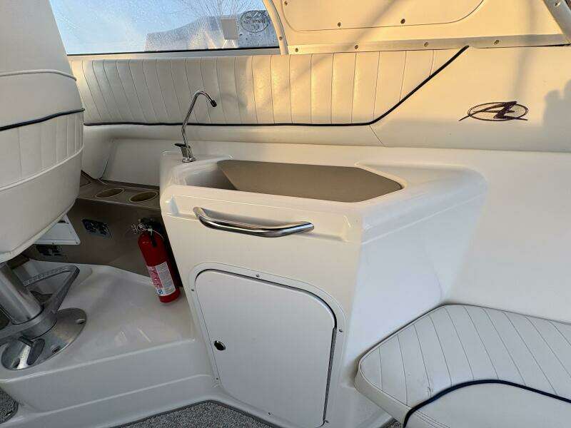Next Weekend  32ft Bayliner Yacht For Sale