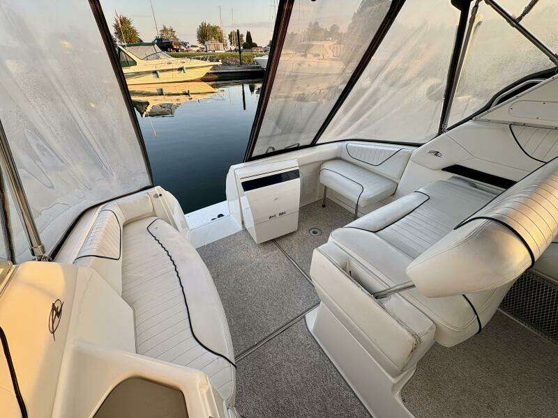 Next Weekend  32ft Bayliner Yacht For Sale