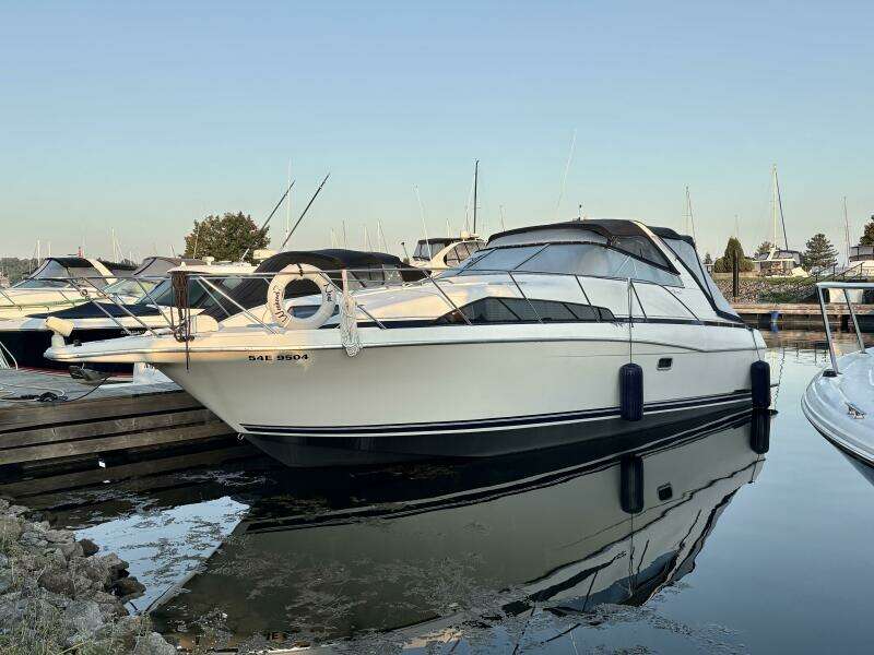 Next Weekend  32ft Bayliner Yacht For Sale