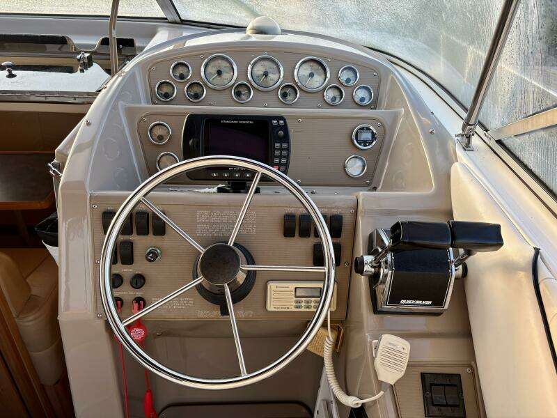 Next Weekend  32ft Bayliner Yacht For Sale