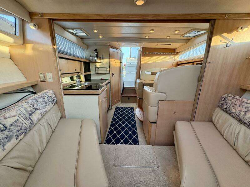 Next Weekend  32ft Bayliner Yacht For Sale