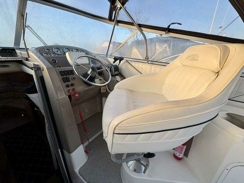 Next Weekend  32ft Bayliner Yacht For Sale