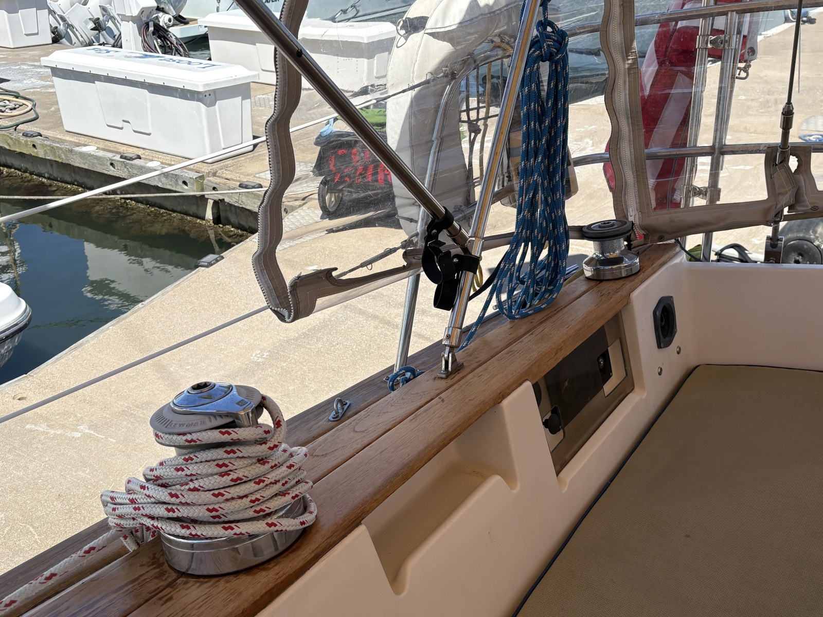 1995 Island Packet 40