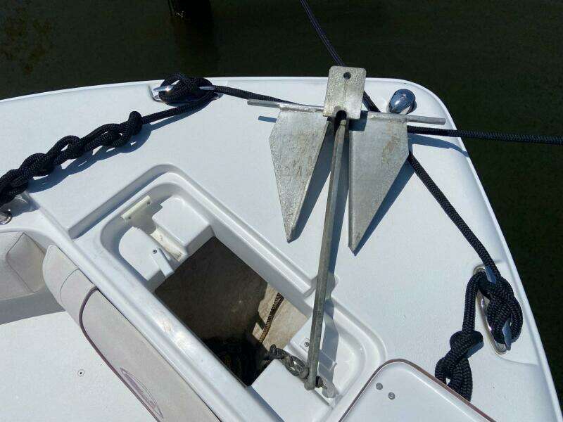 23ft Sea Hunt Yacht For Sale