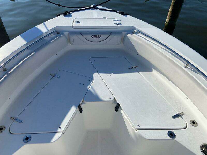 23ft Sea Hunt Yacht For Sale