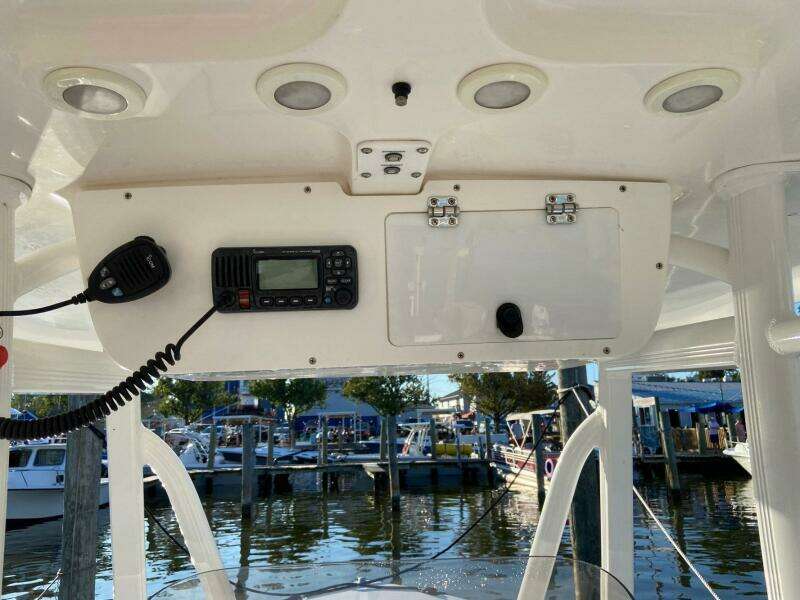23ft Sea Hunt Yacht For Sale