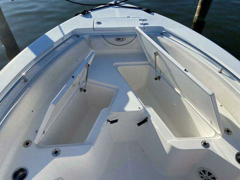 23ft Sea Hunt Yacht For Sale