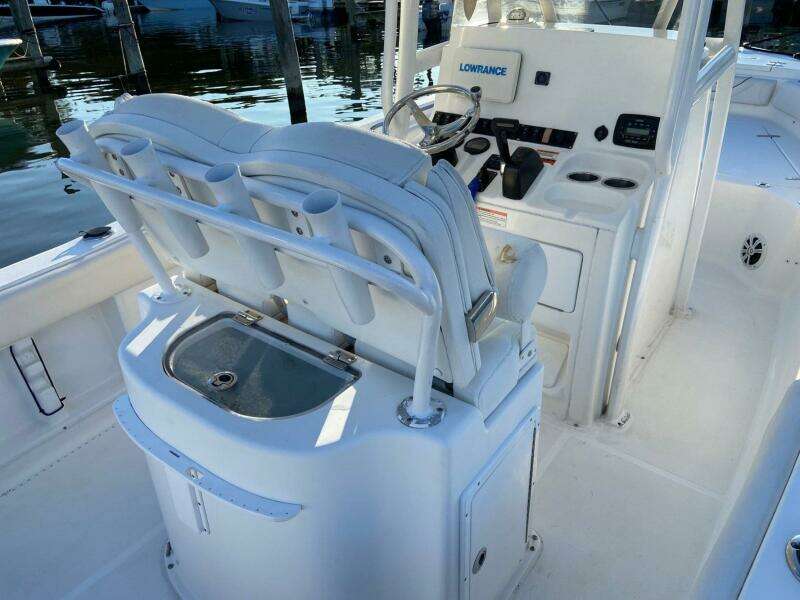 23ft Sea Hunt Yacht For Sale