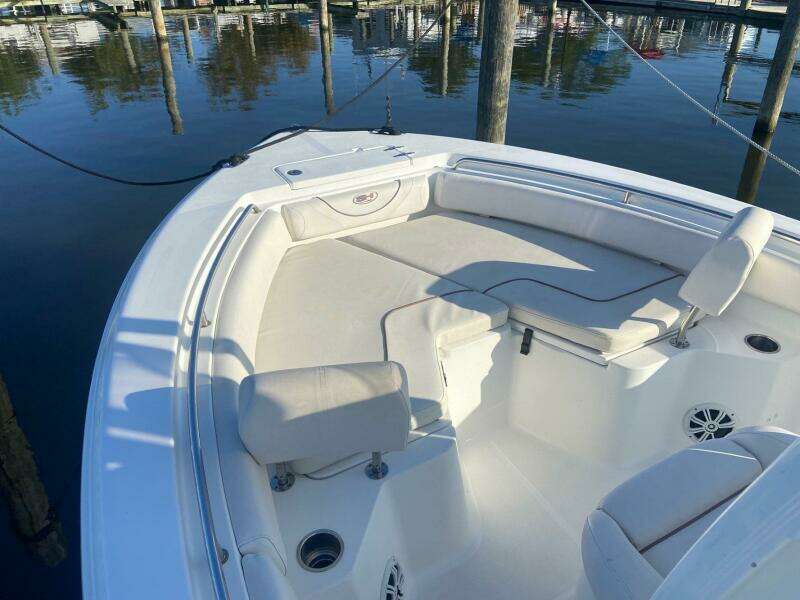 23ft Sea Hunt Yacht For Sale