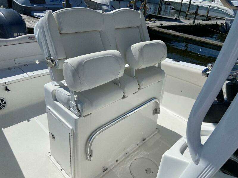 23ft Sea Hunt Yacht For Sale