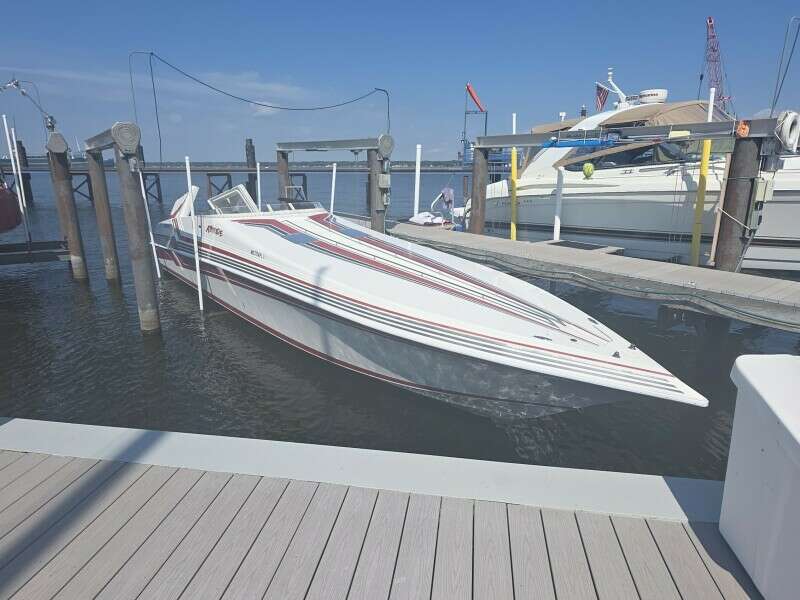 47ft Fountain Yacht For Sale