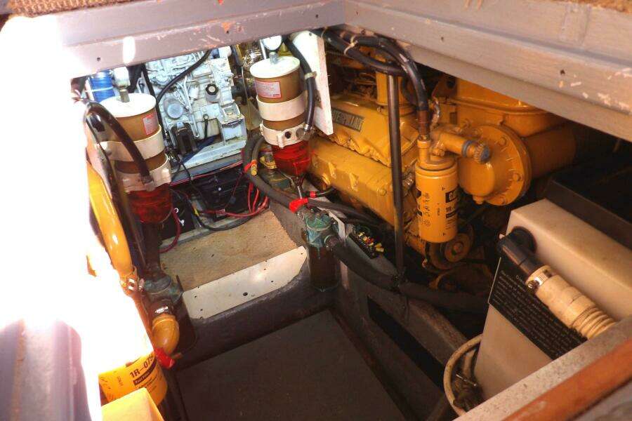 Slow Ride 41ft Silverton Yacht For Sale