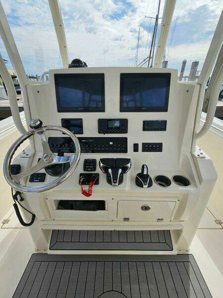 30ft Cobia Yacht For Sale