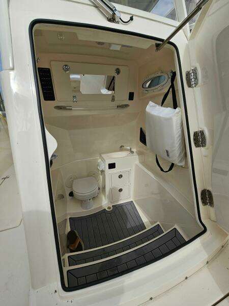 30ft Cobia Yacht For Sale