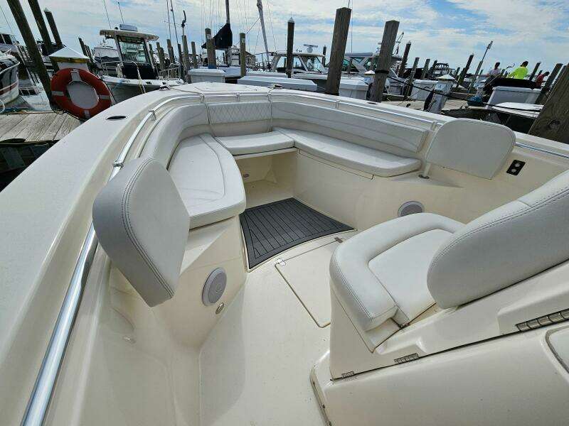 30ft Cobia Yacht For Sale