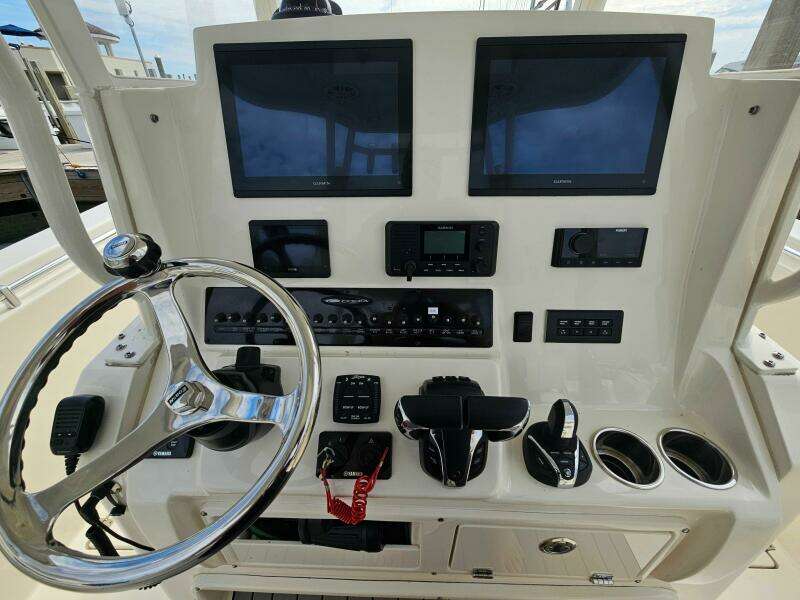 30ft Cobia Yacht For Sale