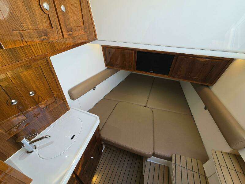 53ft HCB Yacht For Sale