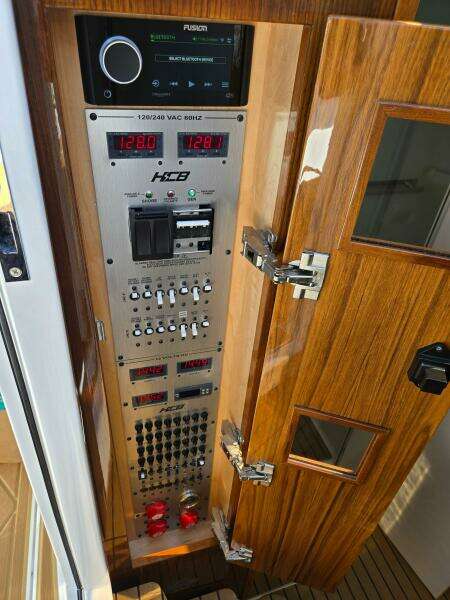53ft HCB Yacht For Sale