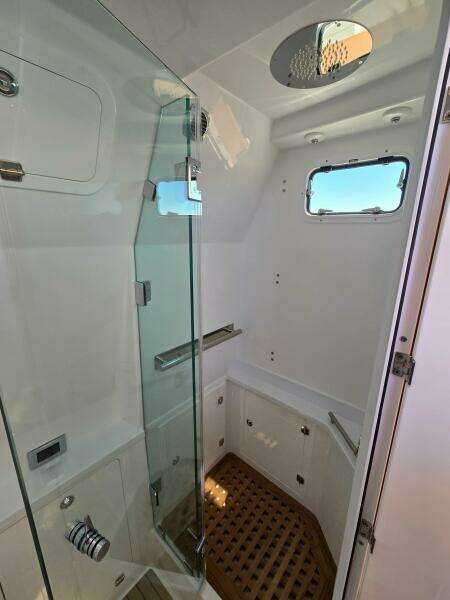 53ft HCB Yacht For Sale
