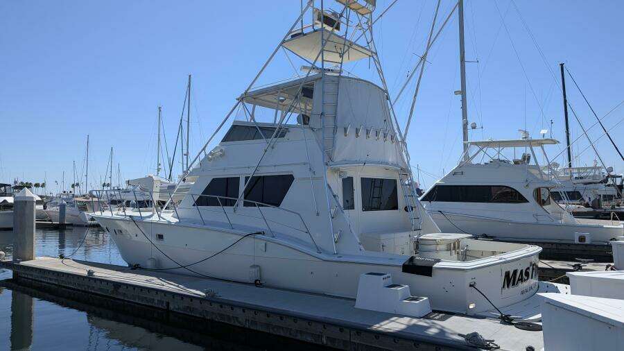 Mas Fina 55ft Hatteras Yacht For Sale