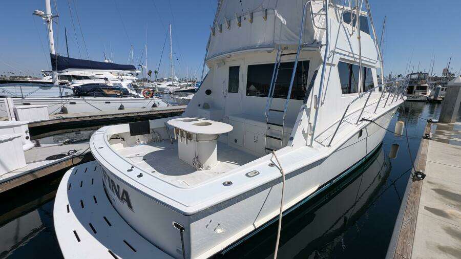 Mas Fina 55ft Hatteras Yacht For Sale